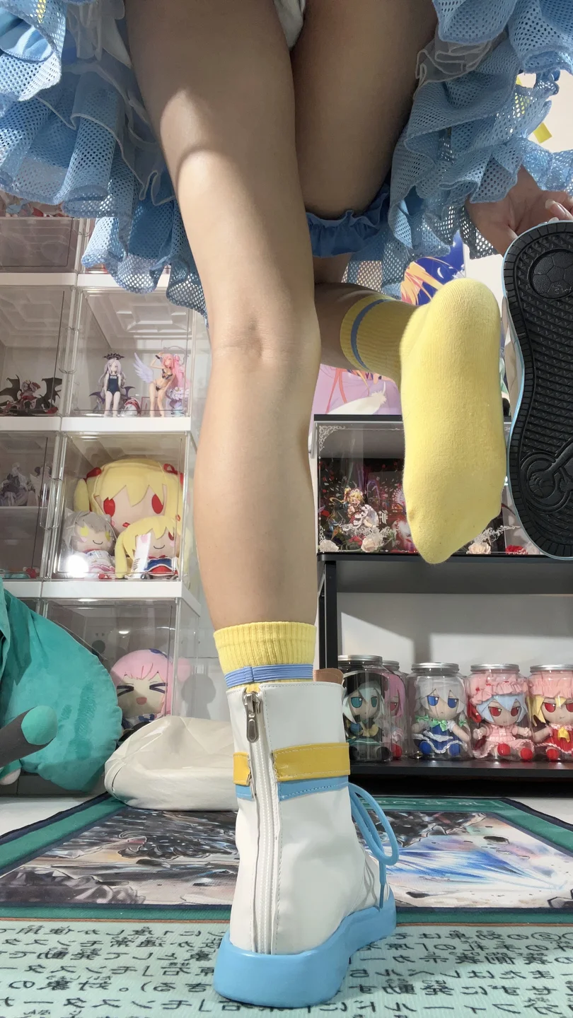 白栎Shirly - No.013 藤田琴音 [66P,10V-974MB] tg@simisebaisi 【丝足阁】054.webp